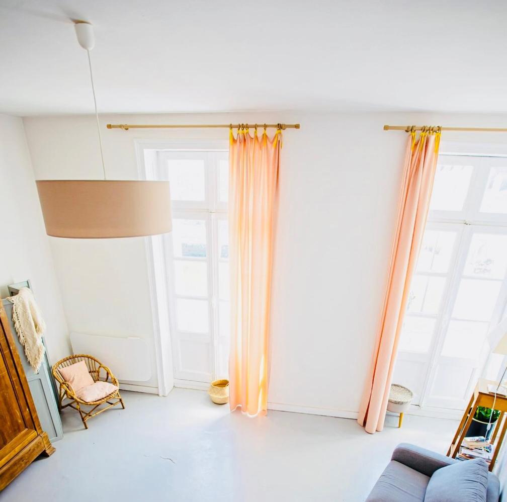 Vue Imprenable Sur Le Port, Charmant Et Clair! 반느 외부 사진